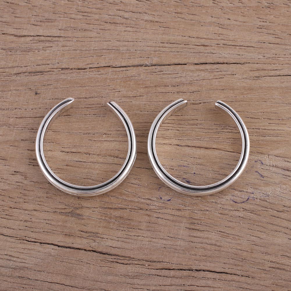 Sleek Lines Sleek Band Style Toe Rings in Sterling Silver (Pair)