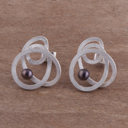 Dark Amazon Nest Modern Silver Earrings with Dark Grey Cultured Pearls