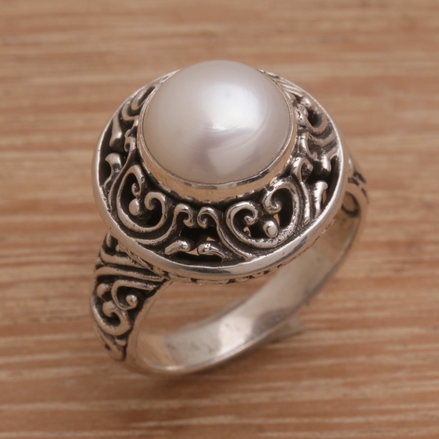 Shining Kingdom Handmade 925 Sterling Silver Cultured Pearl Cocktail Ring