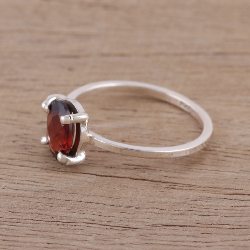 Glamorous Red Handmade Garnet 925 Sterling Silver Solitaire Ring