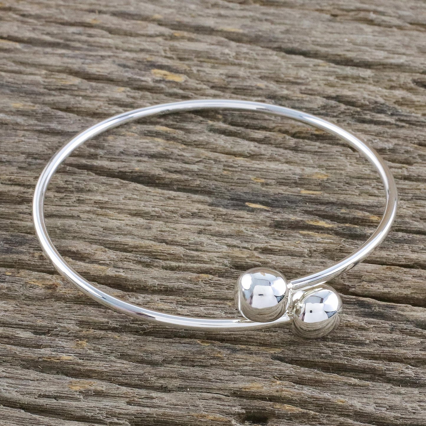 Silver Friends Sterling Silver Bangle Bracelet