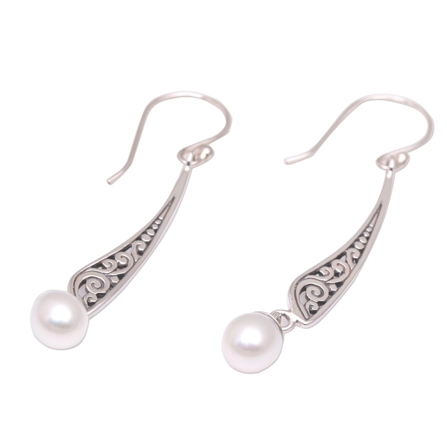 Vine Blades Vine Motif Cultured Pearl Dangle Earrings from Indonesia