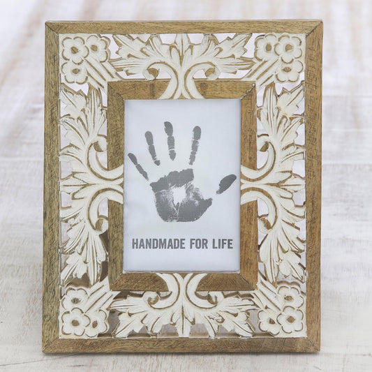White Garden Mango Wood Photo Frame Crafted in India (4x6)