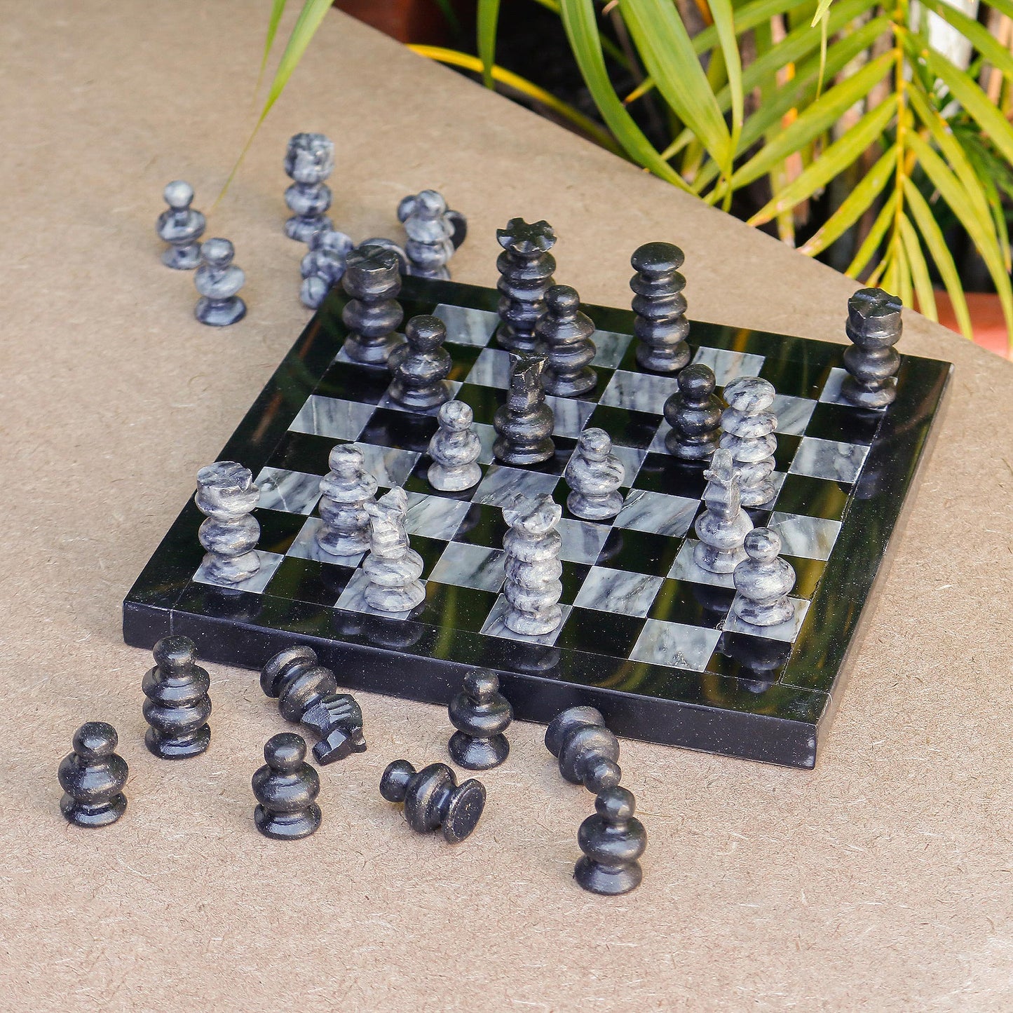 Black and Grey Challenge Marble Chess Set in Black and Grey from Mexico (7.5 in.)