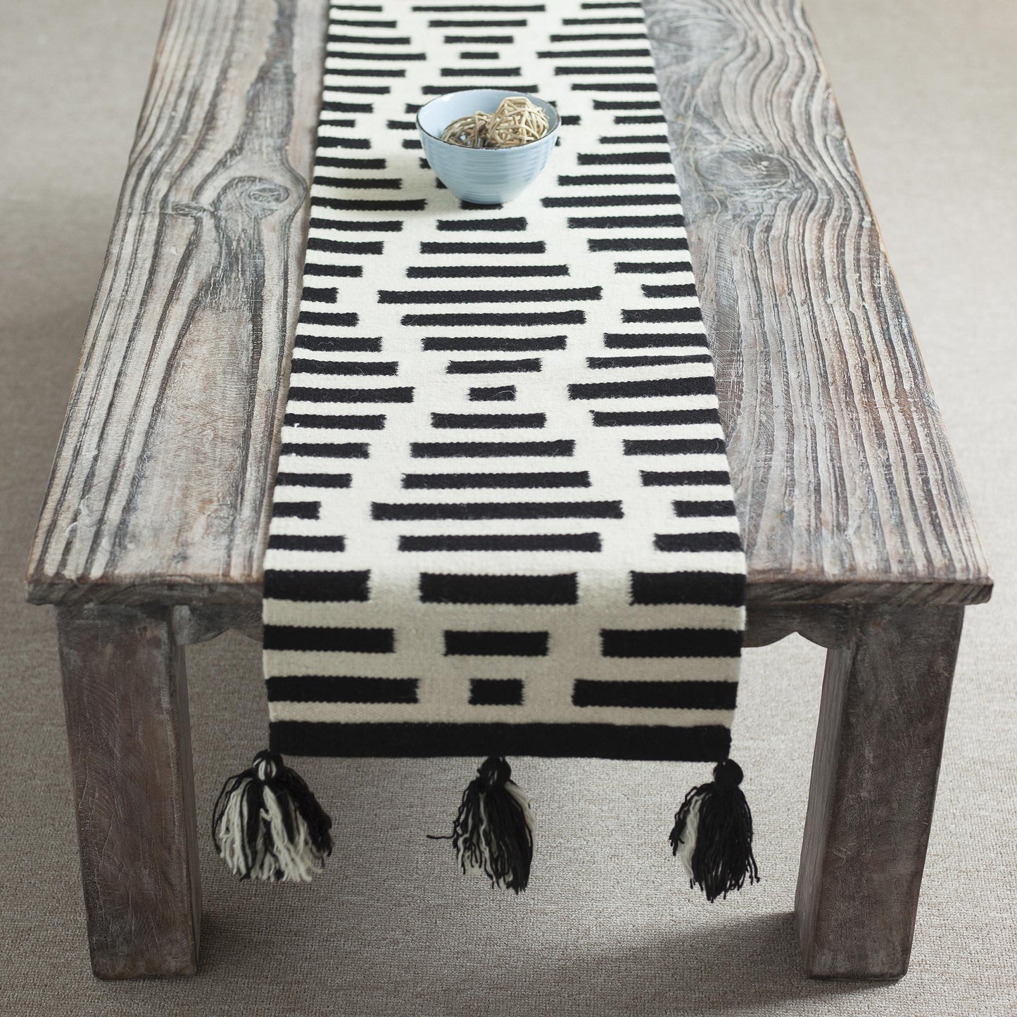 Diamond Illusion Diamond Motif Wool Table Runner in Black and Antique White