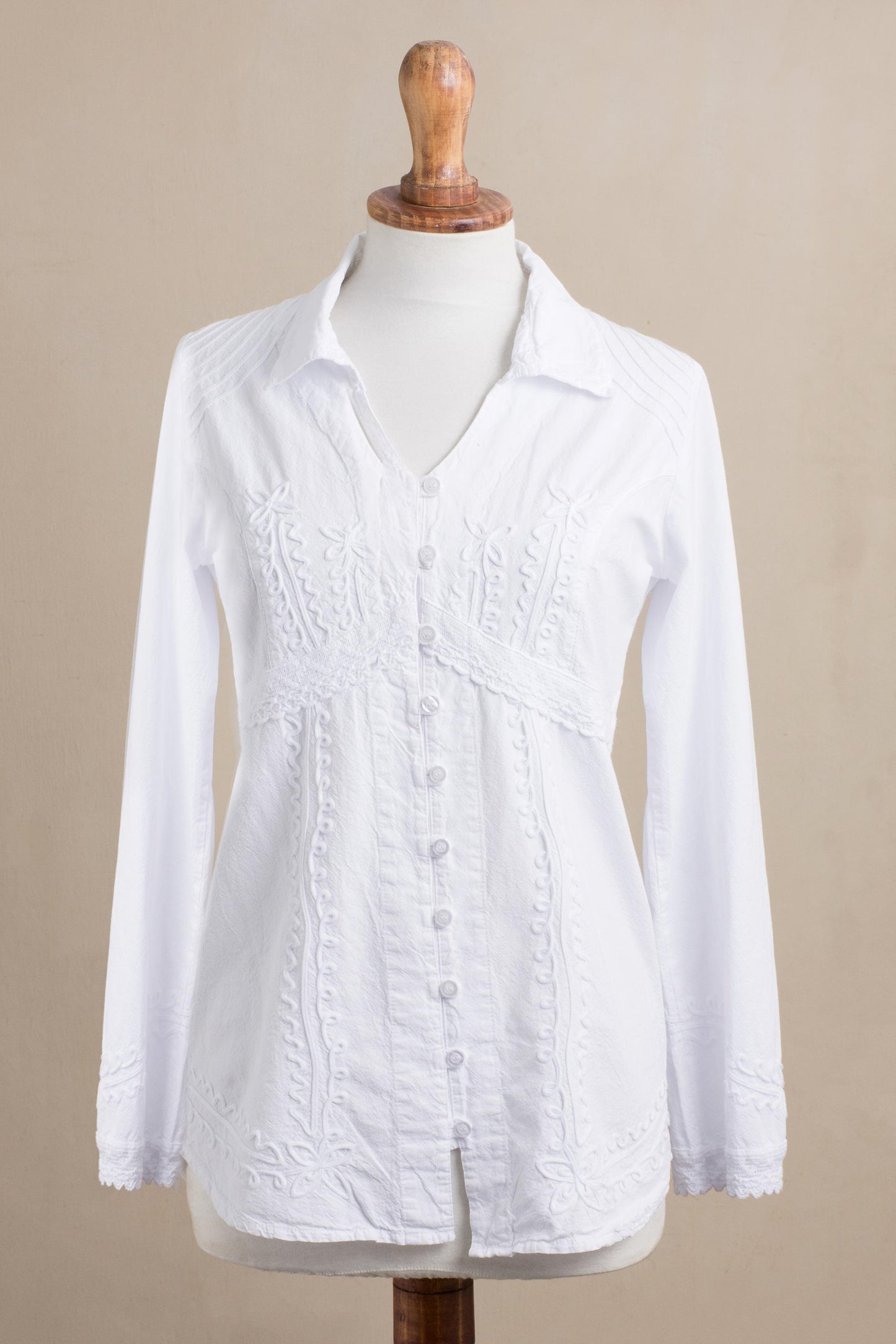 Lily of the Incas Lily of the Incas Button-front White Blouse