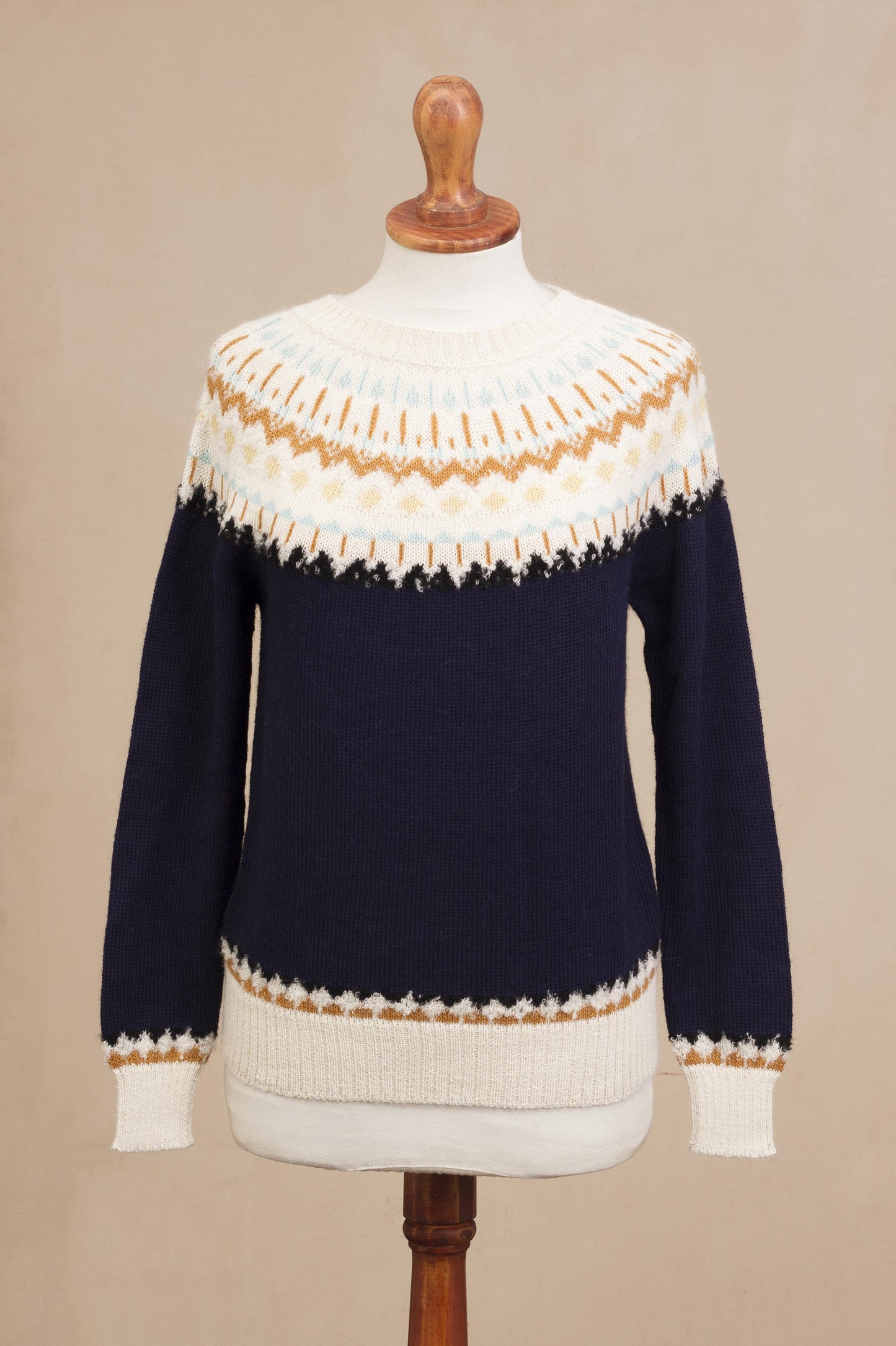 Apres-ski Midnight and Antique White 100% Alpaca Pullover from Peru