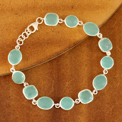 Dazzling Princess 31.5-Carat Blue Chalcedony Link Bracelet from India