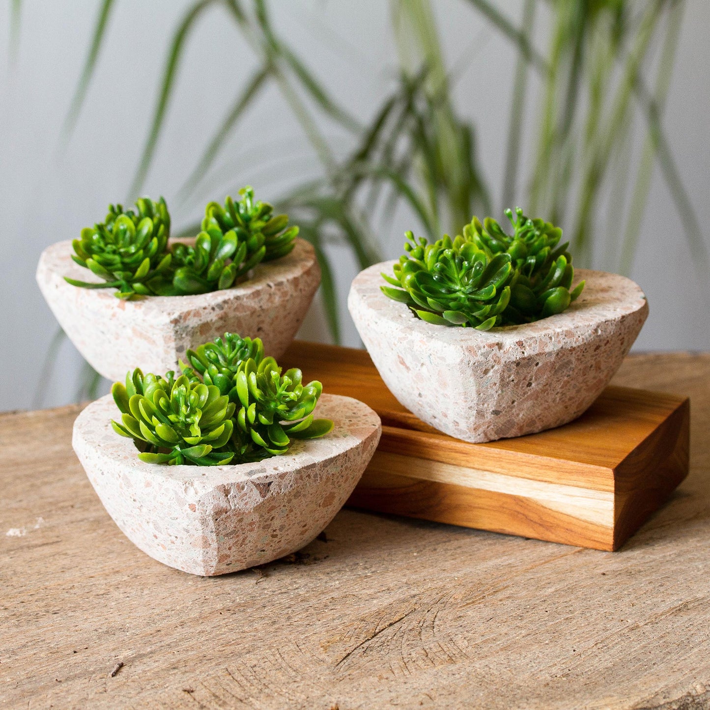 Lovely Plants Heart-Shaped Reclaimed Stone Flower Pots (Set of 3)