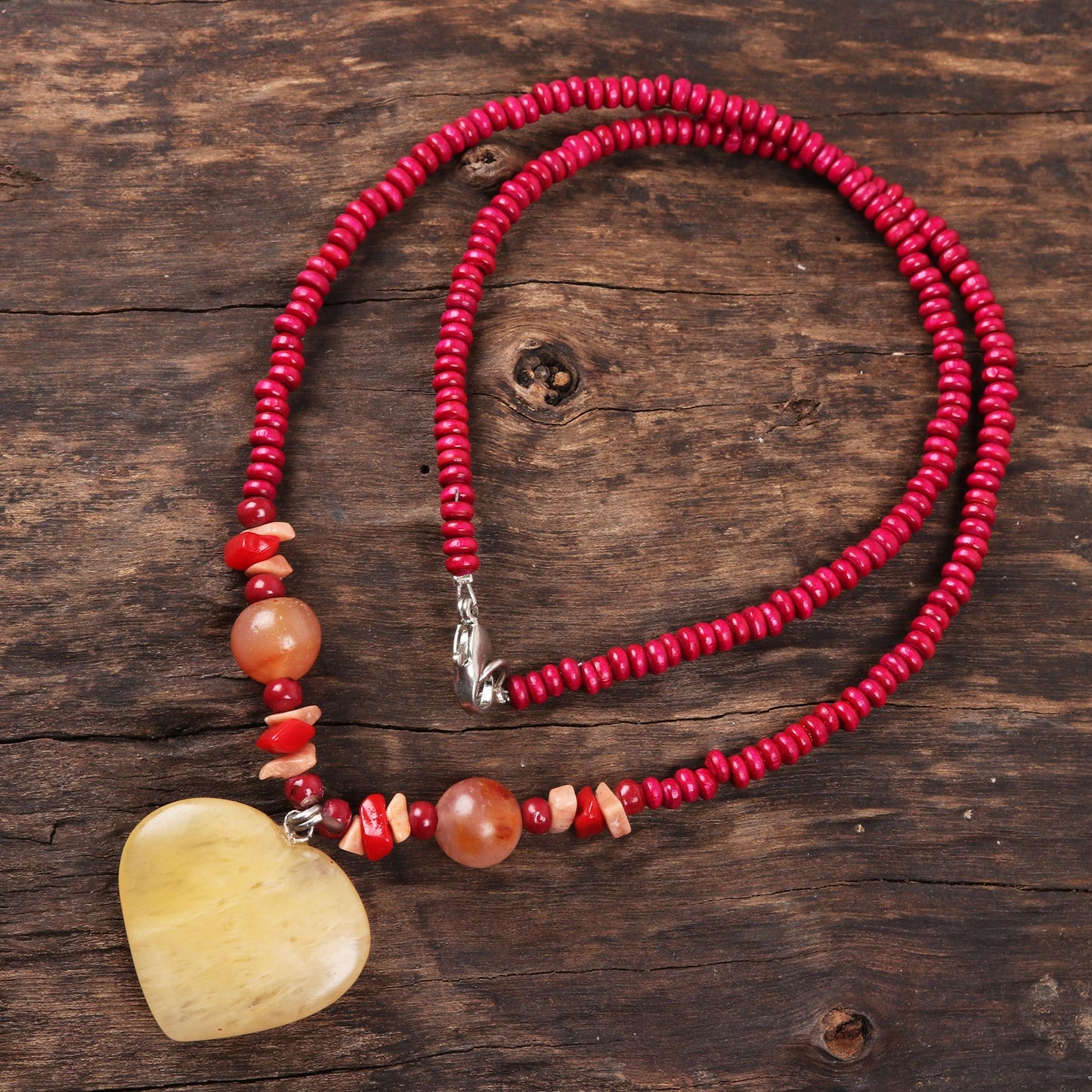 Glorious Heart Heart-Shaped Quartz and Agate Beaded Pendant Necklace