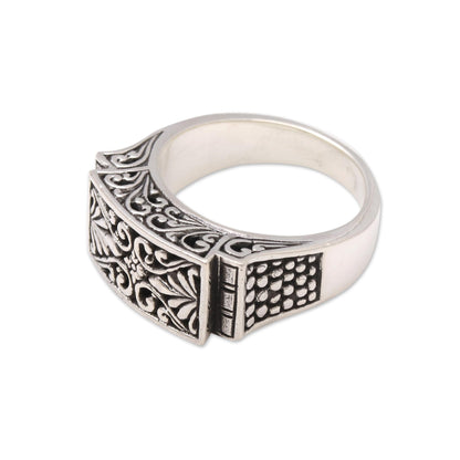 Extraordinary Vines Vine Pattern Sterling Silver Signet Ring Crafted in Bali