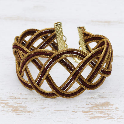 Infinite Braid in Currant Golden Grass Bracelet with 18k Gold Clasp