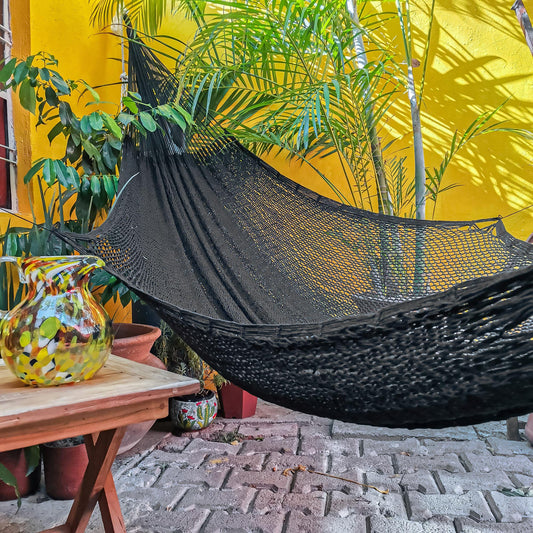 Uxmal Night Handmade Black Rope Hammock (Triple)