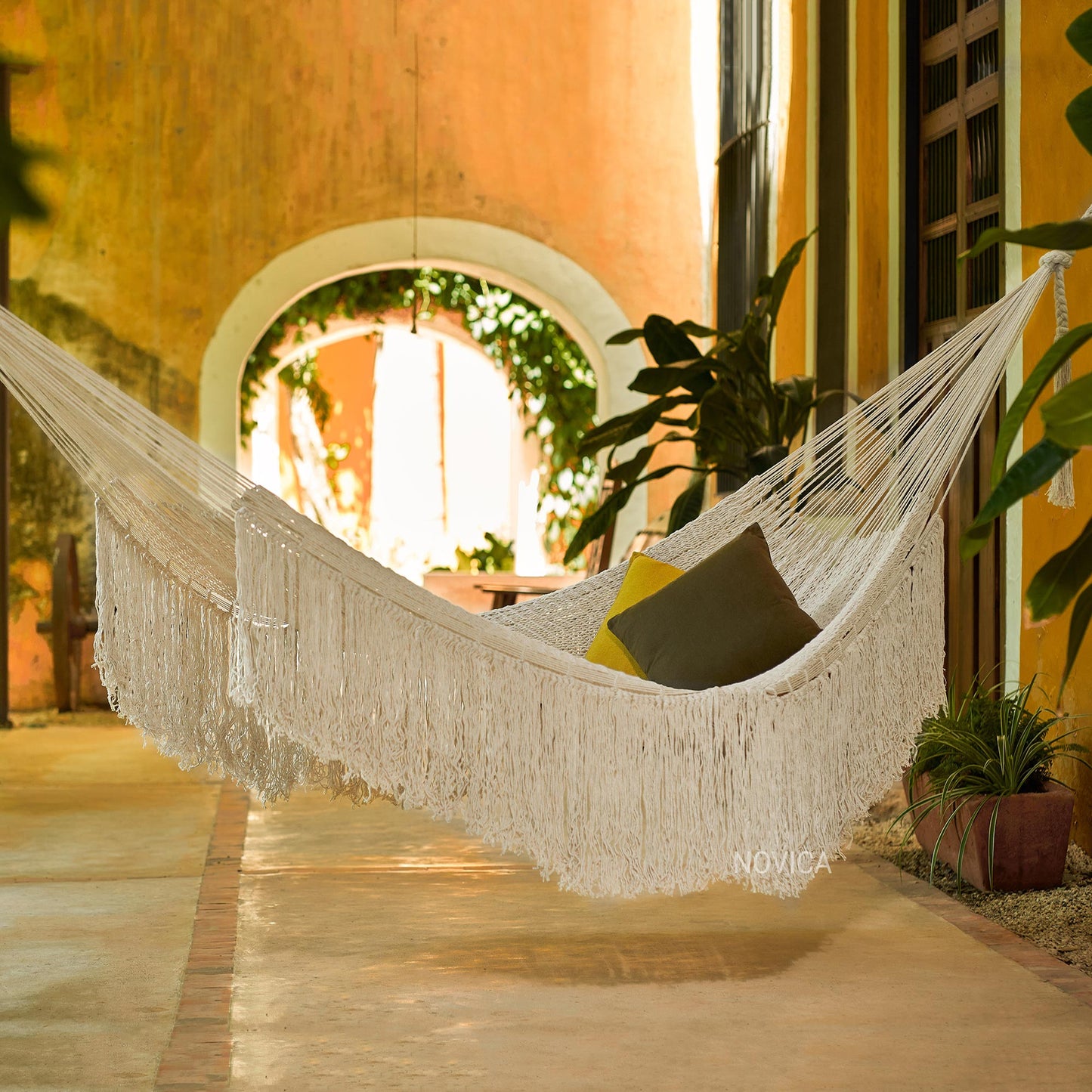 Ivory Cascade Hand Woven Ivory Rope Hammock (Triple)