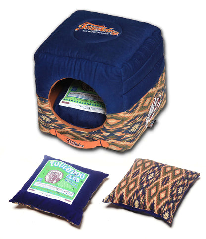 Touchdog&reg; 70's Vintage Tribal Dog House Bed